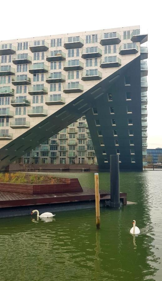 Euphrate Houseboat Hotel Амстердам Екстериор снимка
